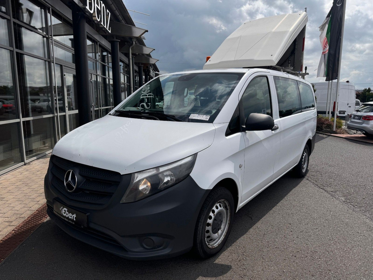 Mercedes-Benz Vito 111 CDI Tourer Begleitfahrzeug BF3+ / WVZ - Persontransport: bild 5 Mercedes-Benz Vito 111 CDI Tourer Begleitfahrzeug BF3+ / WVZ - Persontransport: bild 5