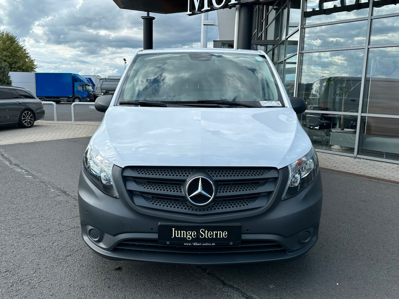 Mercedes-Benz Vito 116 CDI Klima Kamera Audio40 SHZ - Små skåpbil: bild 2 Mercedes-Benz Vito 116 CDI Klima Kamera Audio40 SHZ - Små skåpbil: bild 2