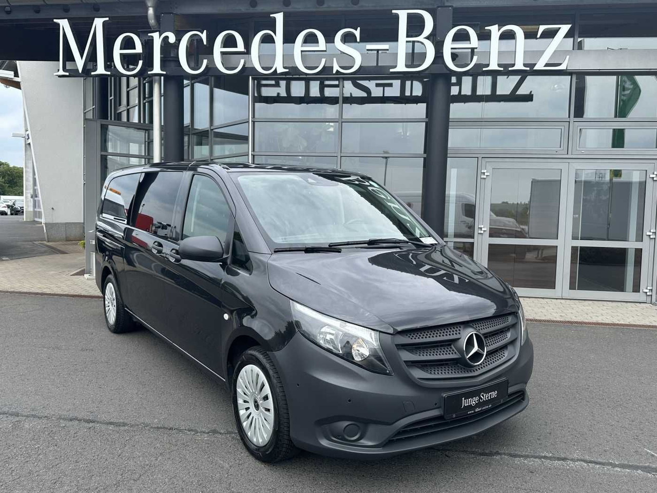 Mercedes-Benz Vito 116 CDI Tourer 3430 9G 2xKlima Kamera - Persontransport: bild 1 Mercedes-Benz Vito 116 CDI Tourer 3430 9G 2xKlima Kamera - Persontransport: bild 1