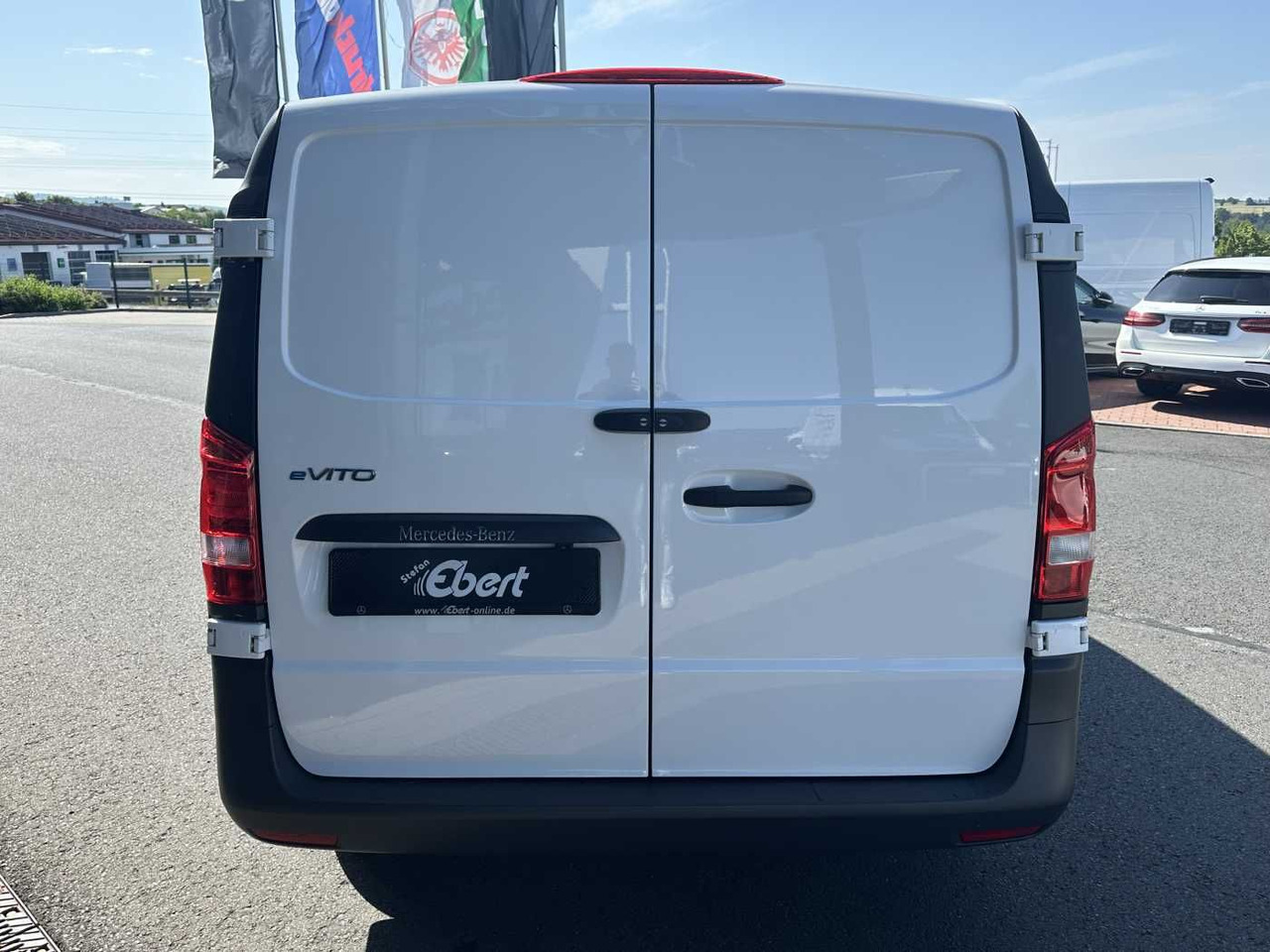 Mercedes-Benz eVito 112 Klima Kamera Navi SHZ Tempomat - Små skåpbil, El transportbil: bild 5 Mercedes-Benz eVito 112 Klima Kamera Navi SHZ Tempomat - Små skåpbil, El transportbil: bild 5