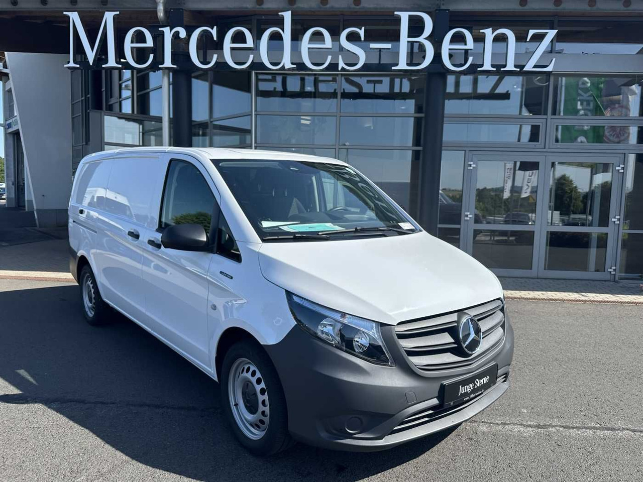 Mercedes-Benz eVito 112 Klima Kamera Navi SHZ Tempomat - Små skåpbil, El transportbil: bild 1 Mercedes-Benz eVito 112 Klima Kamera Navi SHZ Tempomat - Små skåpbil, El transportbil: bild 1