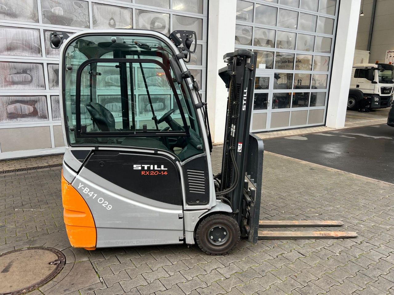 Still RX 20-14 / Triplex: 4,3m / nur 1.212h! / SS - Eltruck: bild 3 Still RX 20-14 / Triplex: 4,3m / nur 1.212h! / SS - Eltruck: bild 3