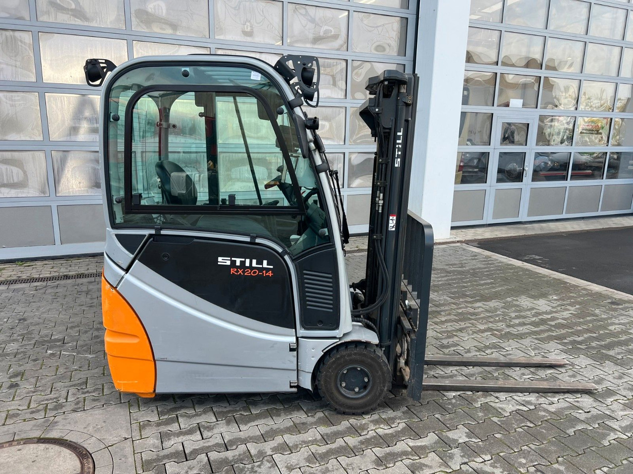 Still RX 20-14 / Triplex: 4,3m / nur 1.445h! / SS - Eltruck: bild 3 Still RX 20-14 / Triplex: 4,3m / nur 1.445h! / SS - Eltruck: bild 3