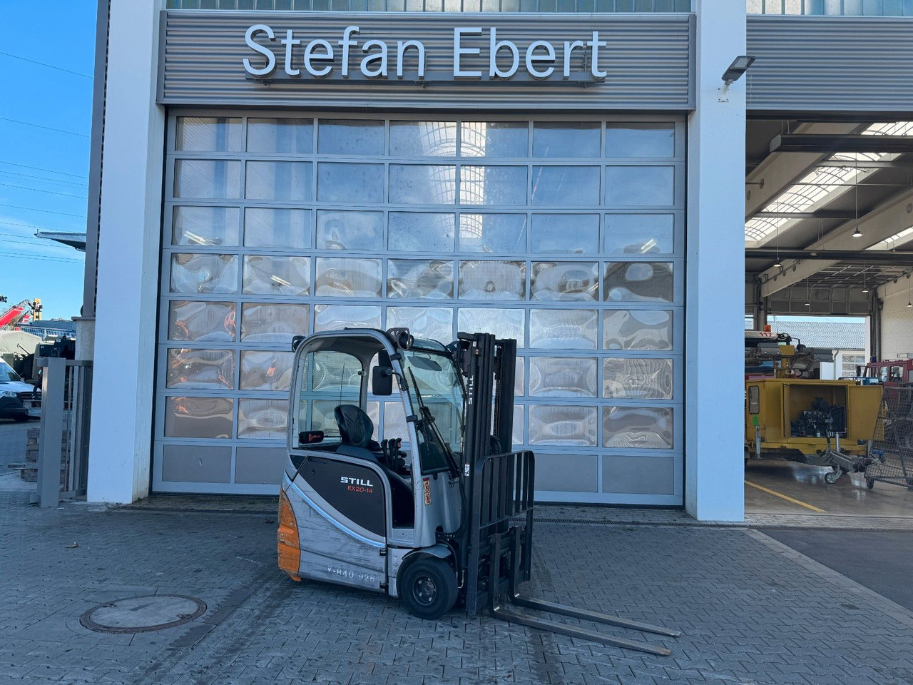Still RX20-14 / Triplex: 4.60m! / nur 2.438h! / SS - Eltruck: bild 1 Still RX20-14 / Triplex: 4.60m! / nur 2.438h! / SS - Eltruck: bild 1