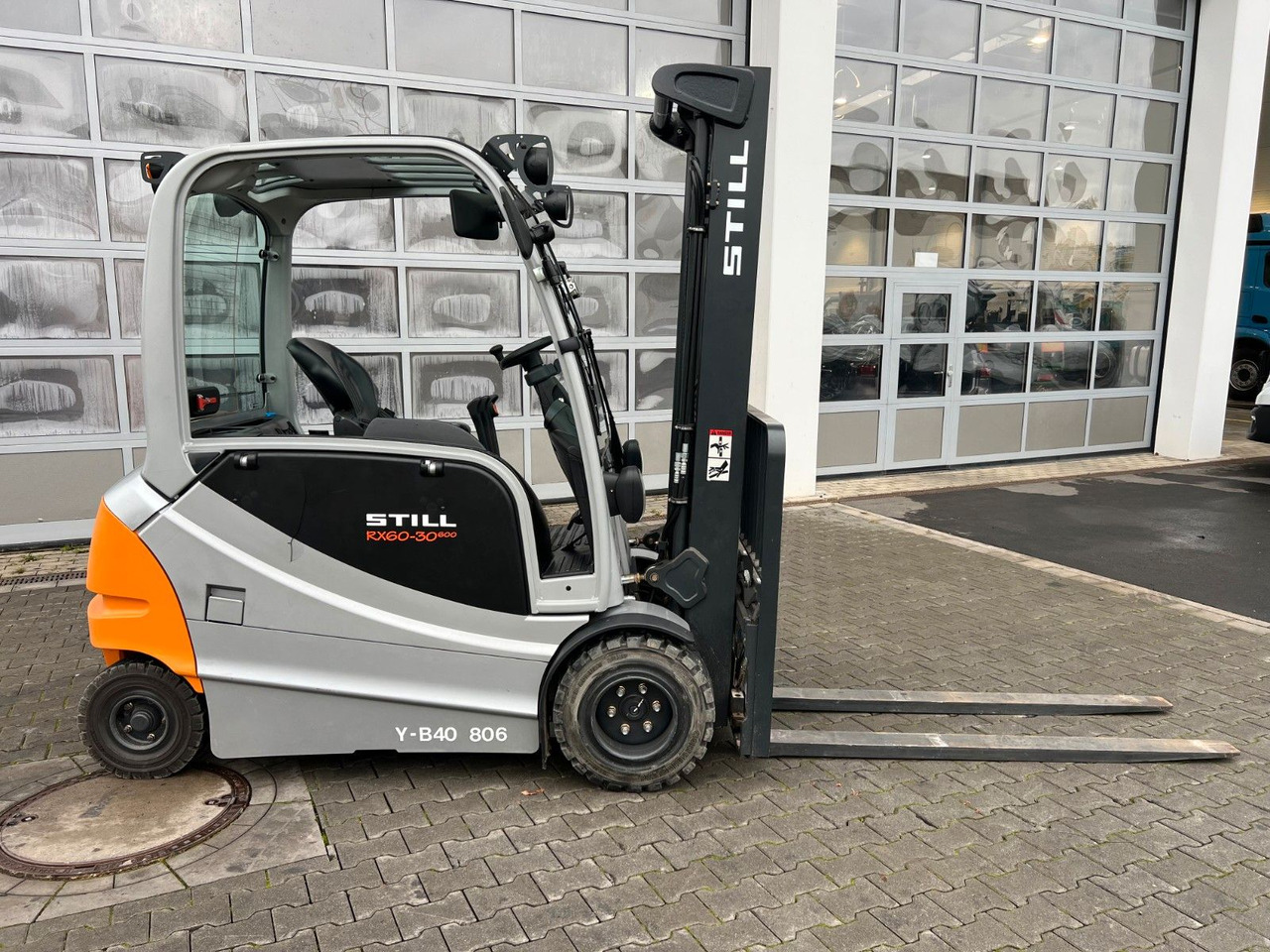 Still RX60-30L/600 / Hubhöhe 3,6 m / SS / nur 173h! - Eltruck: bild 3 Still RX60-30L/600 / Hubhöhe 3,6 m / SS / nur 173h! - Eltruck: bild 3