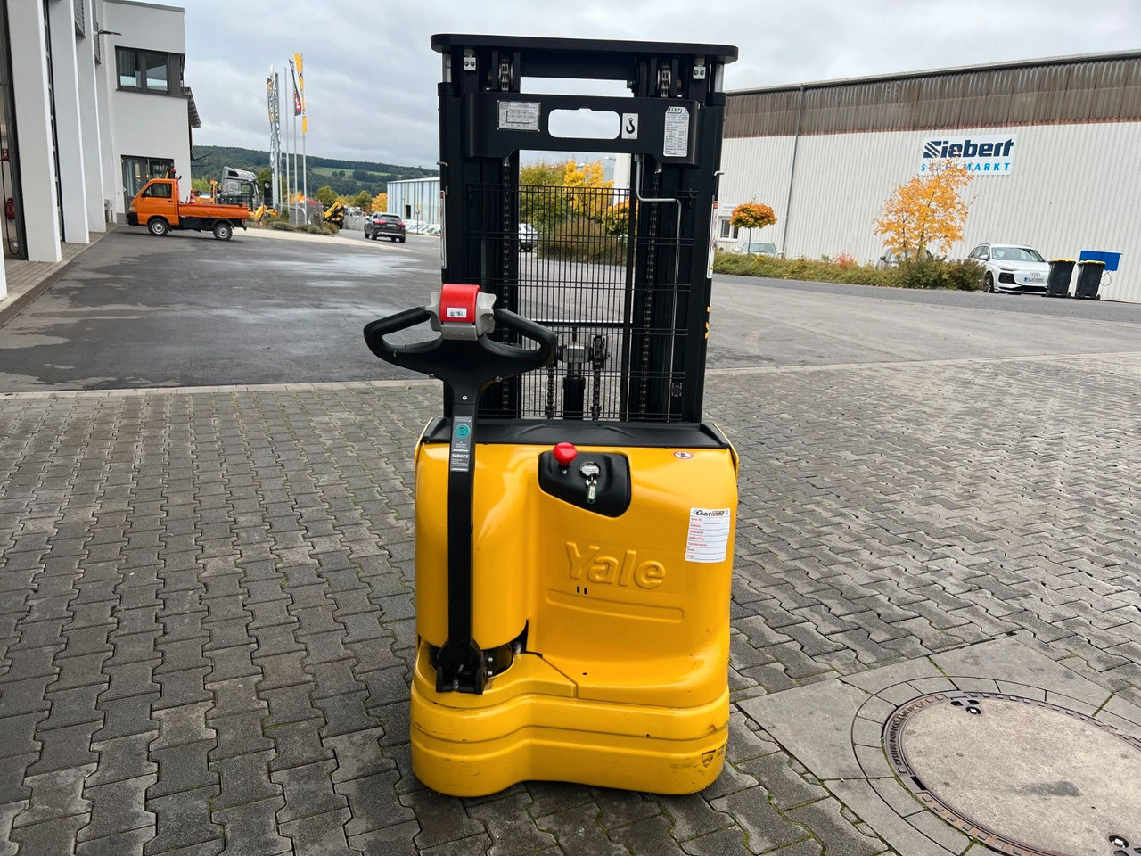 Yale MS 12 AC / Triplex: 4m! / nur 229h! / 2014 - Staplare: bild 5 Yale MS 12 AC / Triplex: 4m! / nur 229h! / 2014 - Staplare: bild 5