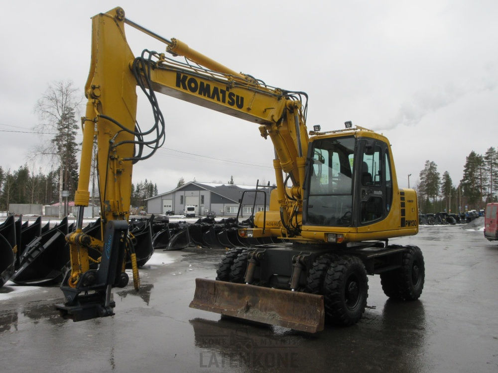Komatsu PW130-6 Pyöräalustainen kaivinkone - Grävmaskin på däck: bild 4 Komatsu PW130-6 Pyöräalustainen kaivinkone - Grävmaskin på däck: bild 4