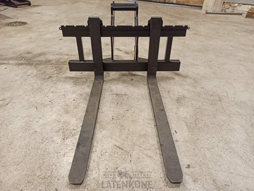 Laten Trukkipiikit 1500kg 1000mm/1000mm 2A S40 - Gafflar för Byggmaskiner: bild 2 Laten Trukkipiikit 1500kg 1000mm/1000mm 2A S40 - Gafflar för Byggmaskiner: bild 2