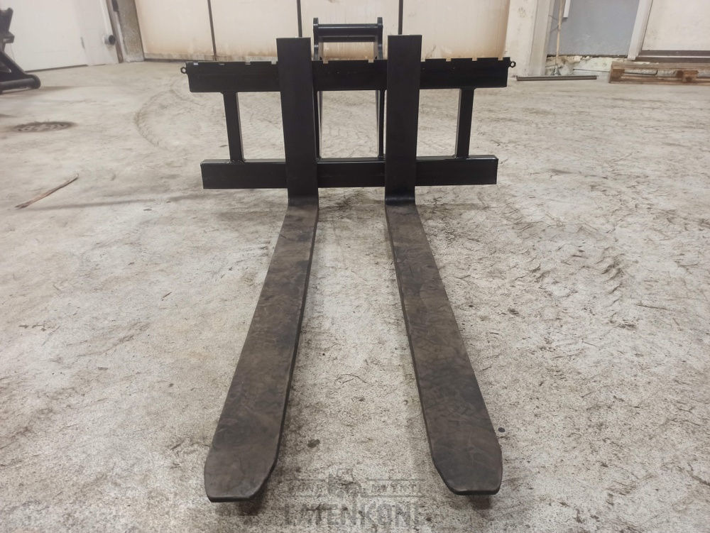 Laten Trukkipiikit 1500kg 1000mm/1200mm 2A S40 - Gafflar för Byggmaskiner: bild 2 Laten Trukkipiikit 1500kg 1000mm/1200mm 2A S40 - Gafflar för Byggmaskiner: bild 2
