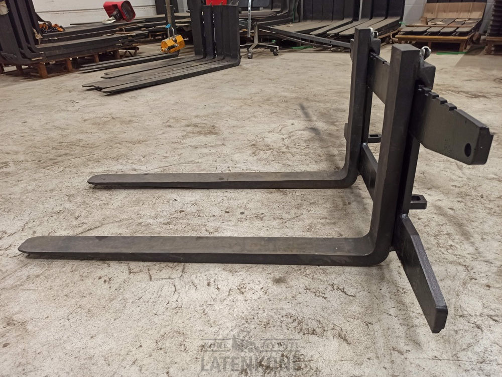 Laten Trukkipiikit 1600kg 1100mm/1000mm 2A Avant - Gafflar för Byggmaskiner: bild 4 Laten Trukkipiikit 1600kg 1100mm/1000mm 2A Avant - Gafflar för Byggmaskiner: bild 4