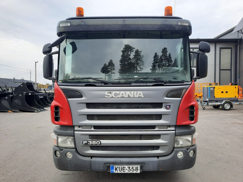 Scania P380 8x2 koneenkuljetusauto - Biltransportbil lastbil: bild 4 Scania P380 8x2 koneenkuljetusauto - Biltransportbil lastbil: bild 4