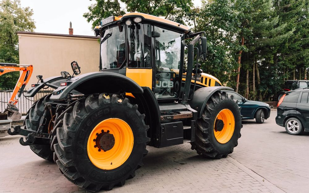 JCB Fastrac 4220 - Traktor: bild 4 JCB Fastrac 4220 - Traktor: bild 4