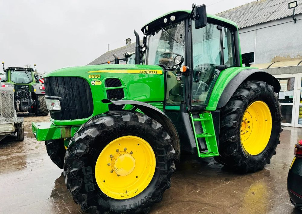 John Deere 6830 PREMIUM - Traktor: bild 1 John Deere 6830 PREMIUM - Traktor: bild 1