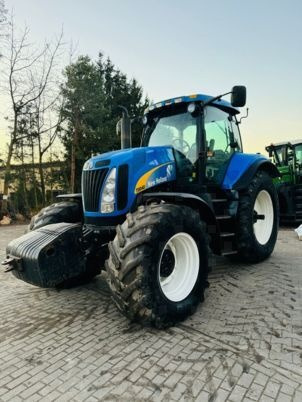 New Holland T8040 - Traktor: bild 1 New Holland T8040 - Traktor: bild 1