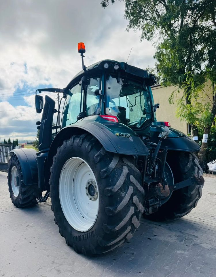 Valtra T214 Versu - Traktor: bild 2 Valtra T214 Versu - Traktor: bild 2