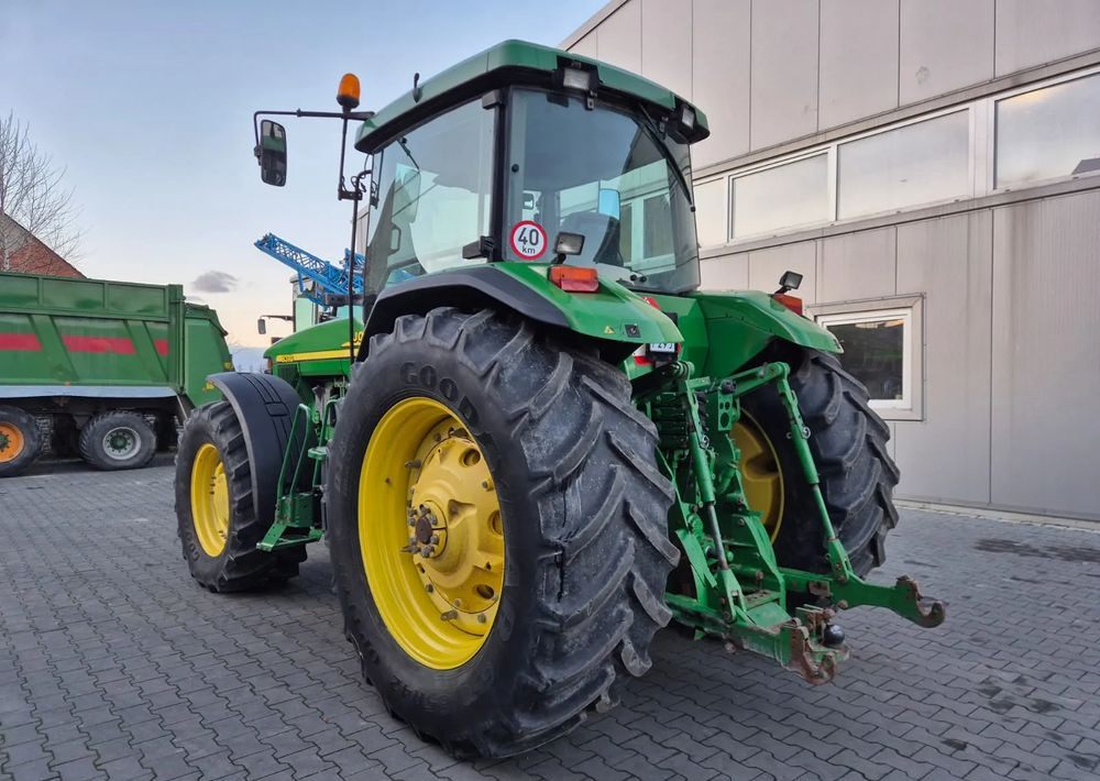 John Deere 8310 - Traktor: bild 5 John Deere 8310 - Traktor: bild 5
