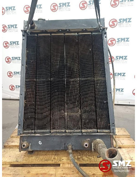 Caterpillar Occ radiator D6M Caterpillar - Kylare: bild 1 Caterpillar Occ radiator D6M Caterpillar - Kylare: bild 1