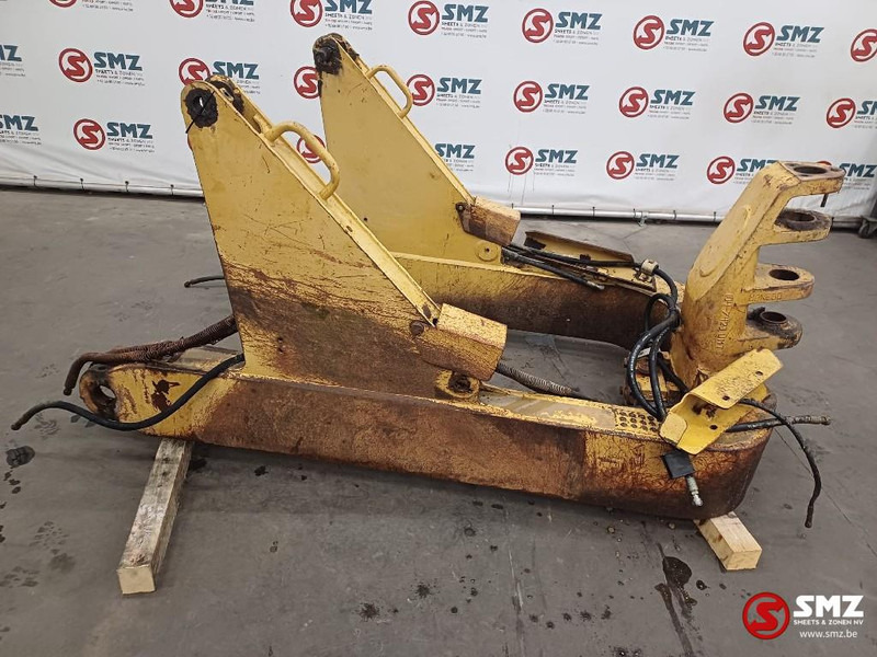 Caterpillar Occ toreneenheid D6M Caterpillar - Ram/ Chassi: bild 1 Caterpillar Occ toreneenheid D6M Caterpillar - Ram/ Chassi: bild 1