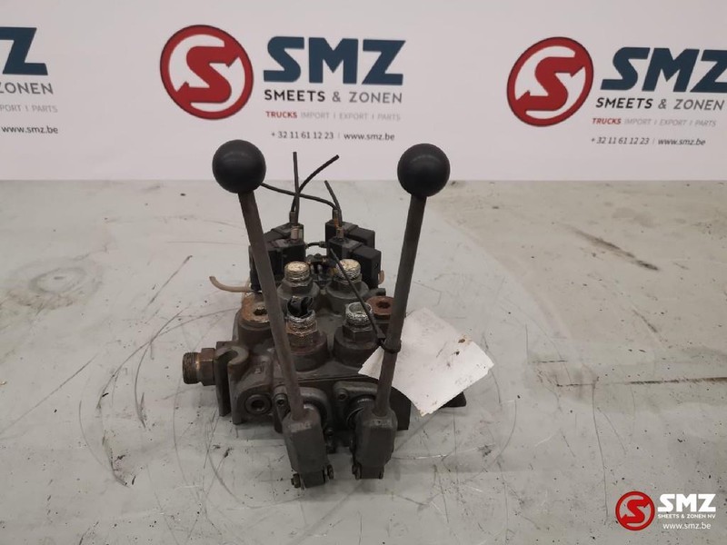 Diversen Occ dubbelwerkend hydraulisch ventiel - Hydraulventil för Lastbil: bild 1 Diversen Occ dubbelwerkend hydraulisch ventiel - Hydraulventil för Lastbil: bild 1