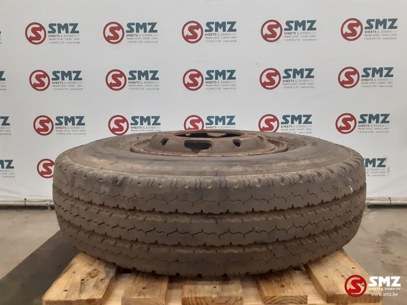 Firestone Occ vrachtwagenband Firestone 12.00R20 - Däck för Lastbil: bild 1 Firestone Occ vrachtwagenband Firestone 12.00R20 - Däck för Lastbil: bild 1