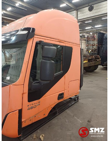 Iveco Occ cabine compleet Hi Way Stralis Iveco - Hytt och interiör för Lastbil: bild 4 Iveco Occ cabine compleet Hi Way Stralis Iveco - Hytt och interiör för Lastbil: bild 4
