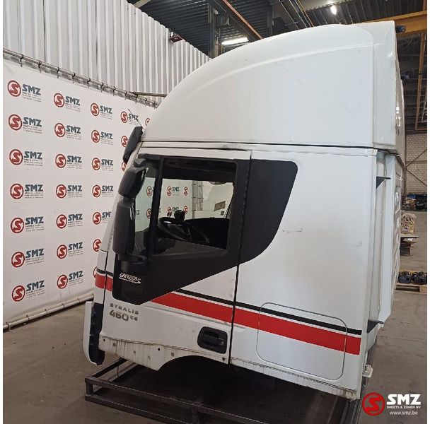 Iveco Occ cabine compleet Stralis Hi-Way Iveco - Hytt och interiör för Lastbil: bild 3 Iveco Occ cabine compleet Stralis Hi-Way Iveco - Hytt och interiör för Lastbil: bild 3