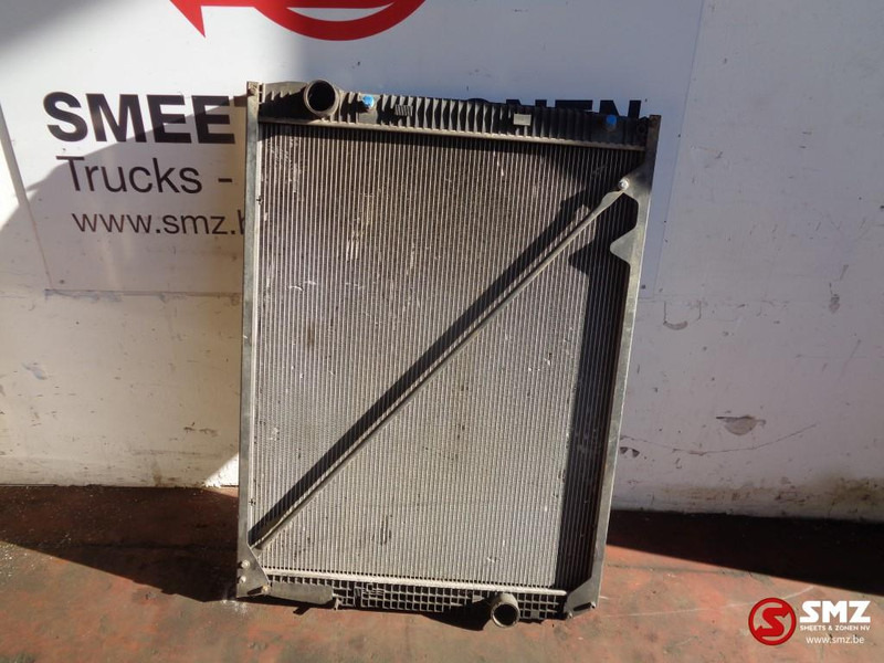 Mercedes-Benz Occ radiator actros mp2/3 - Kylare för Lastbil: bild 1 Mercedes-Benz Occ radiator actros mp2/3 - Kylare för Lastbil: bild 1