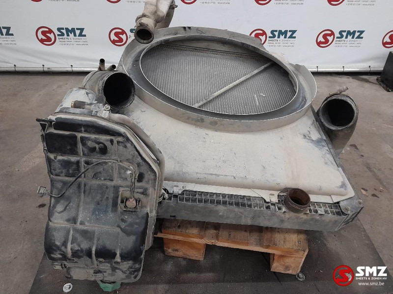 Mercedes-Benz Occ radiator + intercooler + koelvloeistofreservoi - Kylare för Lastbil: bild 4 Mercedes-Benz Occ radiator + intercooler + koelvloeistofreservoi - Kylare för Lastbil: bild 4