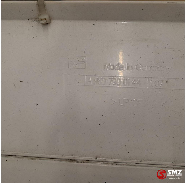 Mercedes-Benz Occ set cabinespoilers Mercedes - Aerodynamik/ Spoiler för Lastbil: bild 3 Mercedes-Benz Occ set cabinespoilers Mercedes - Aerodynamik/ Spoiler för Lastbil: bild 3