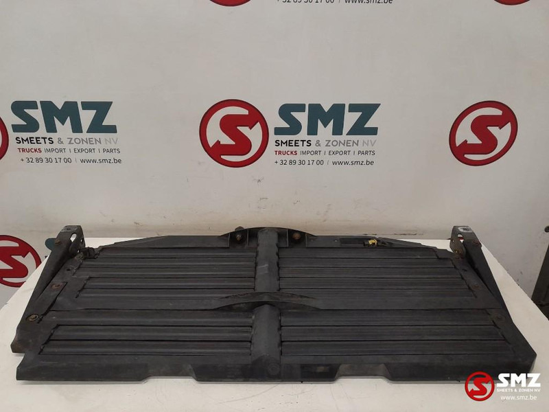 Mercedes-Benz Occ ventilatorkap Mercedes - Galler för Lastbil: bild 1 Mercedes-Benz Occ ventilatorkap Mercedes - Galler för Lastbil: bild 1