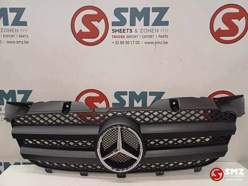 Mercedes-Benz Radiator grille mercedes - Galler för Lastbil: bild 1 Mercedes-Benz Radiator grille mercedes - Galler för Lastbil: bild 1