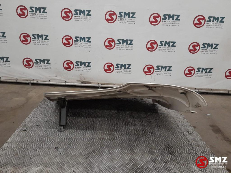 Scania Occ cabinespoiler rechtsboven Scania - Aerodynamik/ Spoiler för Lastbil: bild 4 Scania Occ cabinespoiler rechtsboven Scania - Aerodynamik/ Spoiler för Lastbil: bild 4