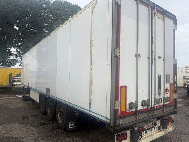 Schmitz Cargobull Vleeshanger Schade - Kyl/ Frys semitrailer: bild 2 Schmitz Cargobull Vleeshanger Schade - Kyl/ Frys semitrailer: bild 2