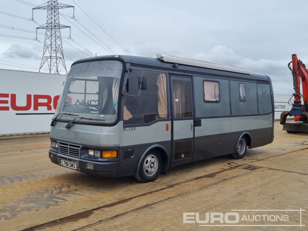 1993 Caetano 4x2 5 Berth Motorhome, Sink, Fridge Freezer, Oven & Hob, Wash Room, Diesel Heater, Solar Panels, Awning, Manual Gearbox - Campingbil: bild 1 1993 Caetano 4x2 5 Berth Motorhome, Sink, Fridge Freezer, Oven & Hob, Wash Room, Diesel Heater, Solar Panels, Awning, Manual Gearbox - Campingbil: bild 1