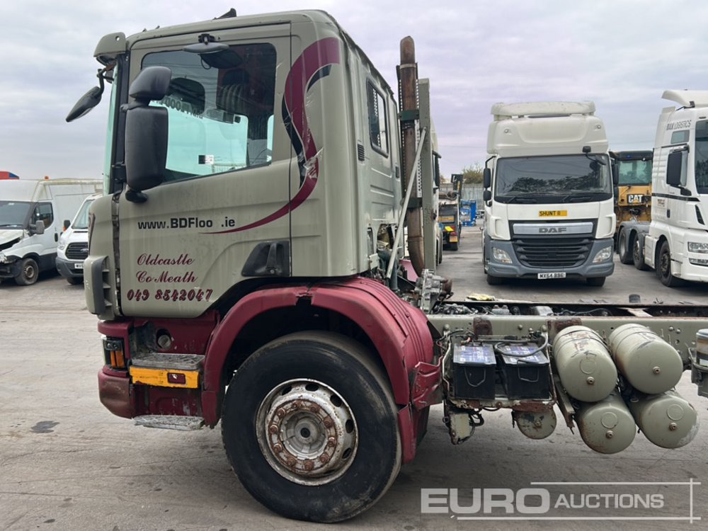 1998 Scania 6x4 Chassis Cab, Manual Gearbox (Engine Fault) (Mileage CANNOT be verified) - Chassi lastbil: bild 2 1998 Scania 6x4 Chassis Cab, Manual Gearbox (Engine Fault) (Mileage CANNOT be verified) - Chassi lastbil: bild 2