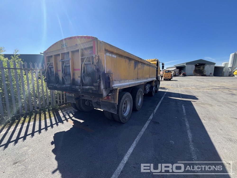 2001 Volvo FL7 - Tippbil lastbil: bild 2 2001 Volvo FL7 - Tippbil lastbil: bild 2