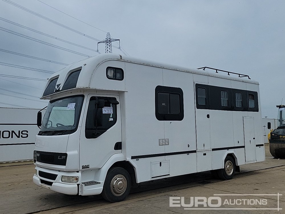 2006 DAF LF45.150 - Djurtransport lastbil: bild 1 2006 DAF LF45.150 - Djurtransport lastbil: bild 1