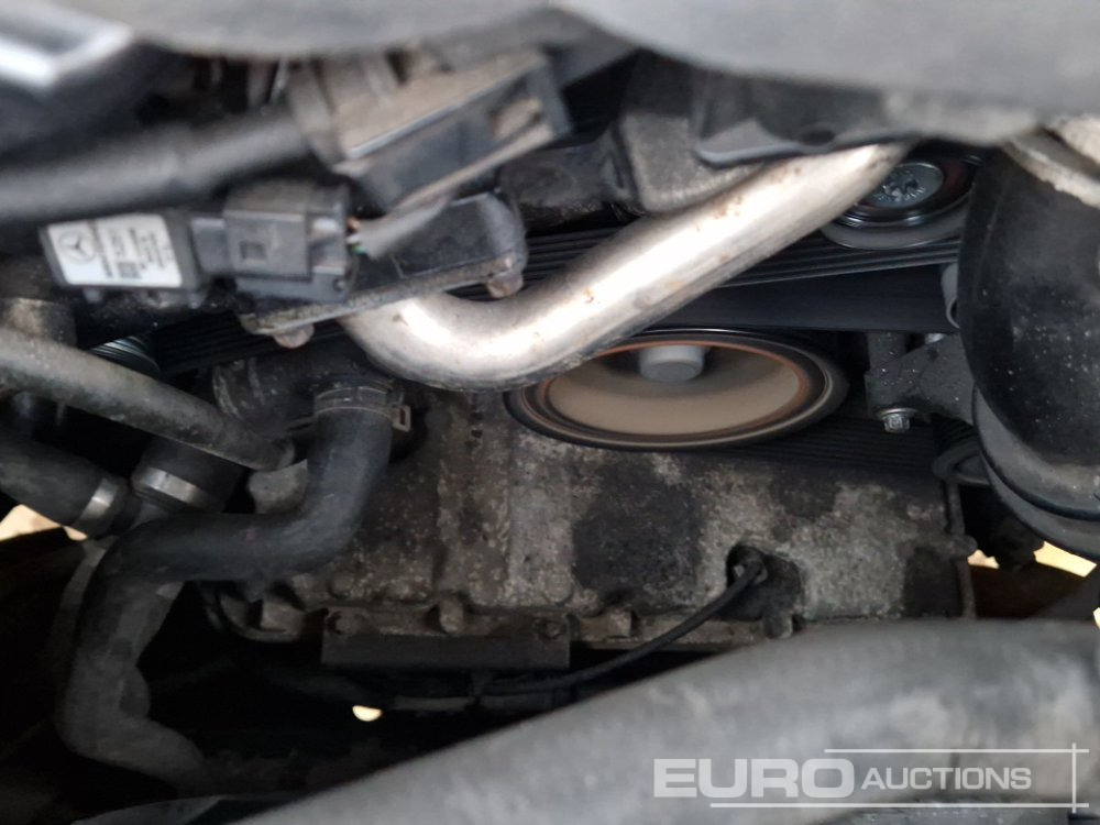 SUV 2006 Mercedes ML320 CDI: bild 18