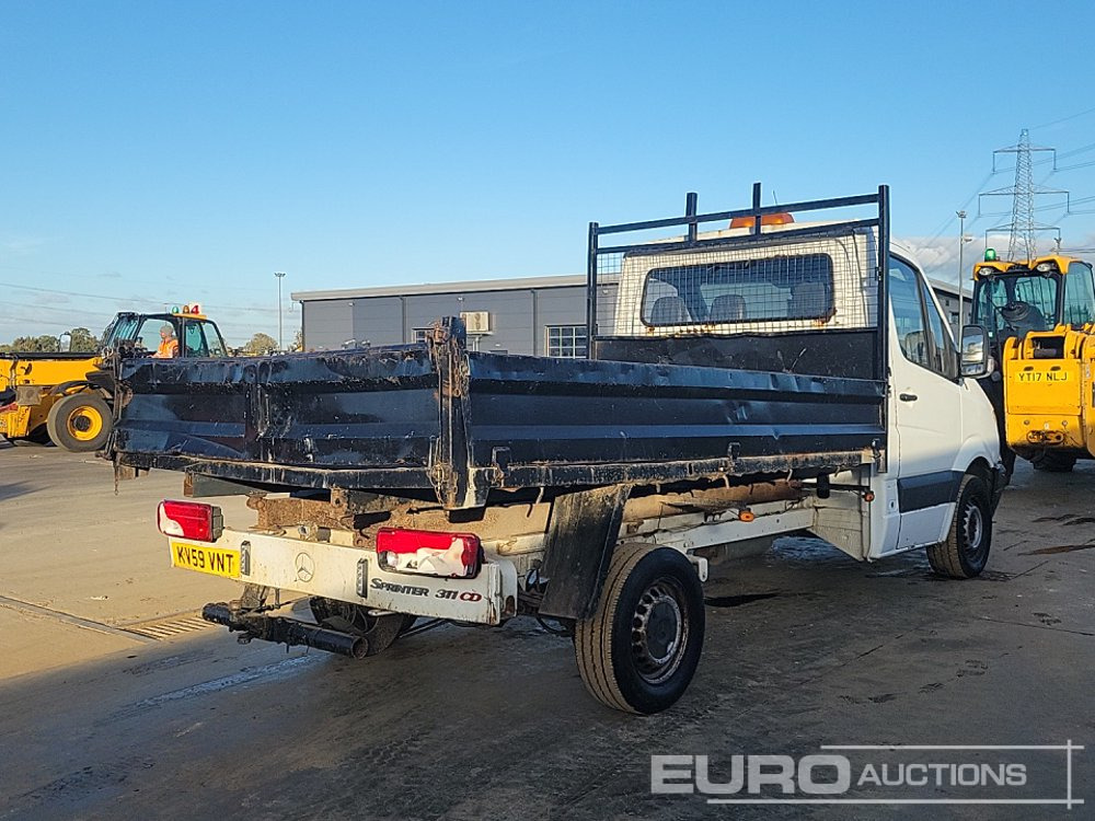 2009 Mercedes Sprinter 311 CDI - Transportbil med tippflak: bild 5 2009 Mercedes Sprinter 311 CDI - Transportbil med tippflak: bild 5