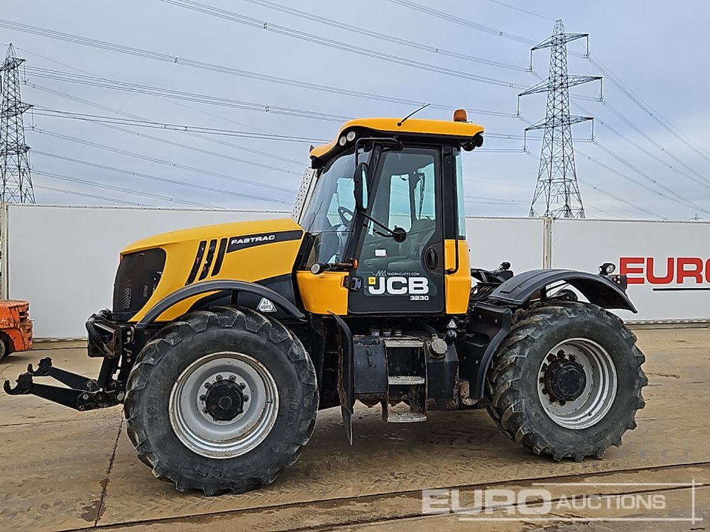 2011 JCB Fastrac 3230 - Traktor: bild 2 2011 JCB Fastrac 3230 - Traktor: bild 2