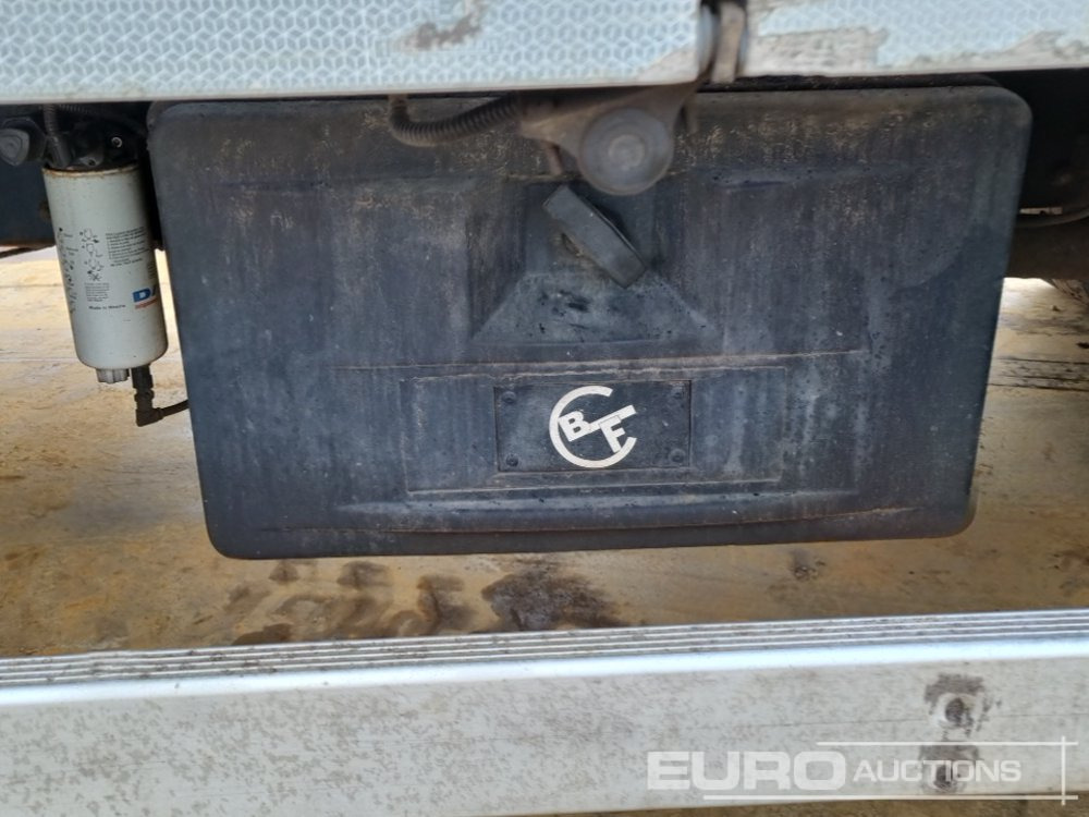 Flakbil för transportering tunga maskiner 2015 DAF 210: bild 16 Flakbil för transportering tunga maskiner 2015 DAF 210: bild 16