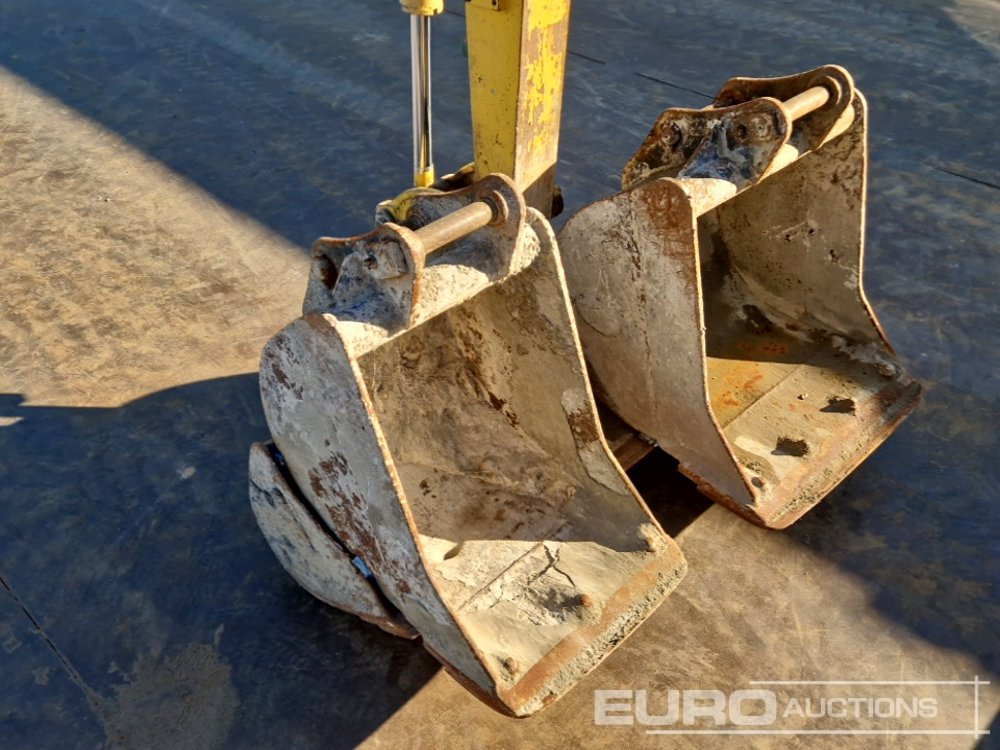 Minigrävmaskin 2015 Komatsu PC30MR-3: bild 21
