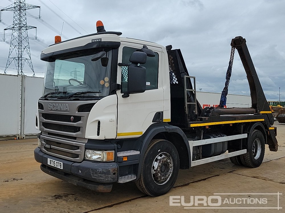 2015 Scania P250 - Liftdumper lastbil: bild 1 2015 Scania P250 - Liftdumper lastbil: bild 1