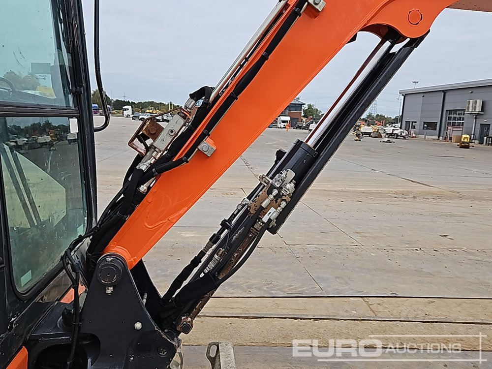 Minigrävmaskin 2017 Hitachi ZX26U-5A CR: bild 24