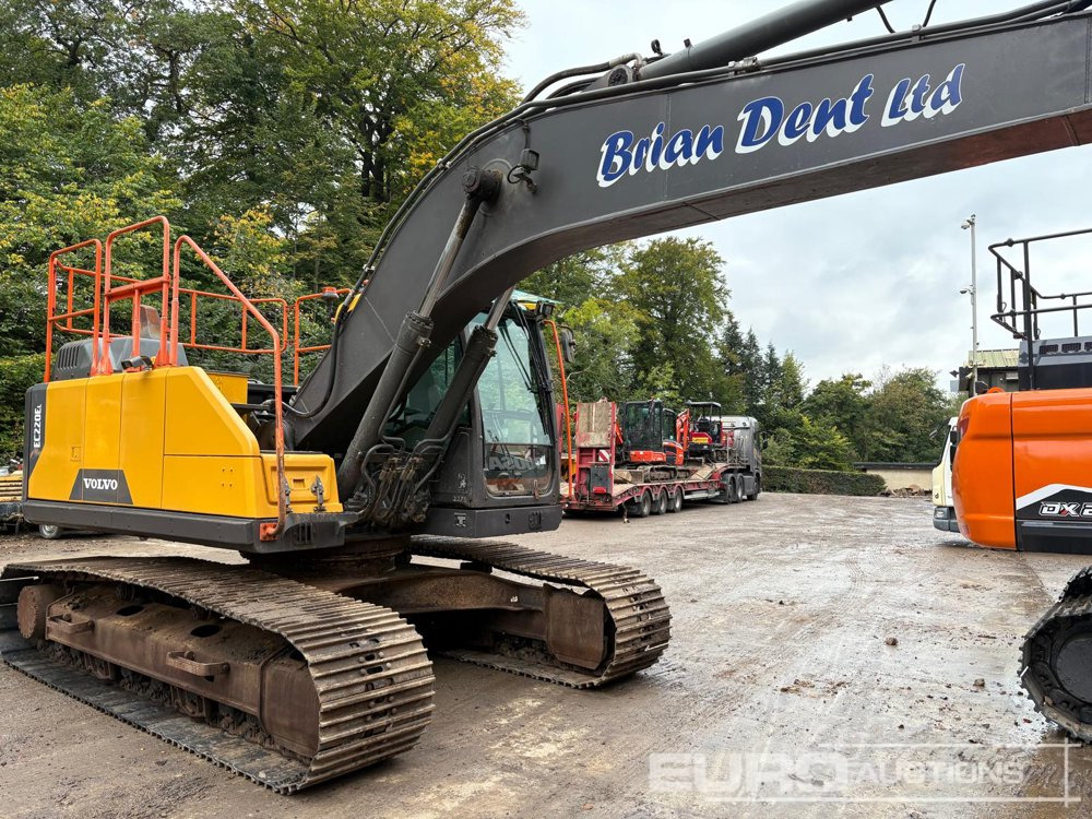 2018 Volvo EC220EL - Bandgrävare: bild 2 2018 Volvo EC220EL - Bandgrävare: bild 2
