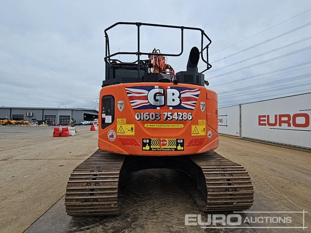 2019 Hitachi ZX135US-6 - Bandgrävare: bild 4 2019 Hitachi ZX135US-6 - Bandgrävare: bild 4