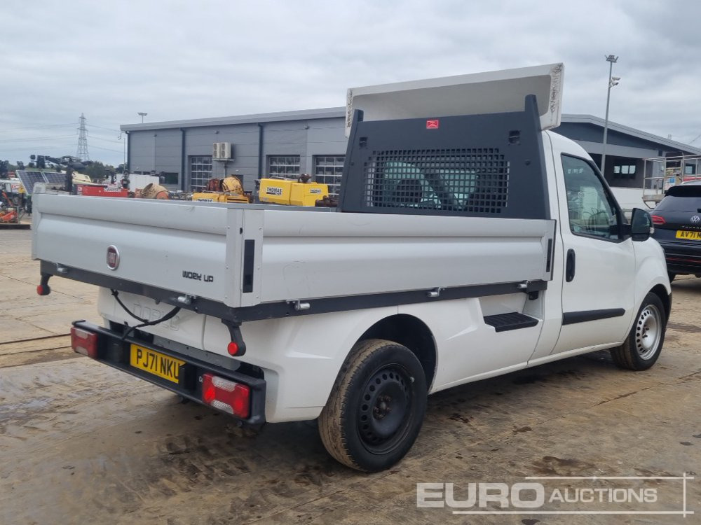 2021 Fiat Doblo Cargo - Transportbil med flak: bild 5 2021 Fiat Doblo Cargo - Transportbil med flak: bild 5