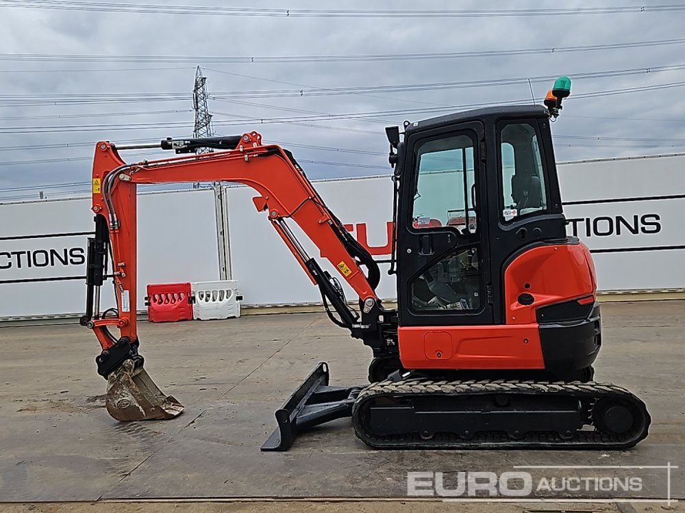 2021 Kubota U36-4 - Minigrävmaskin: bild 2 2021 Kubota U36-4 - Minigrävmaskin: bild 2