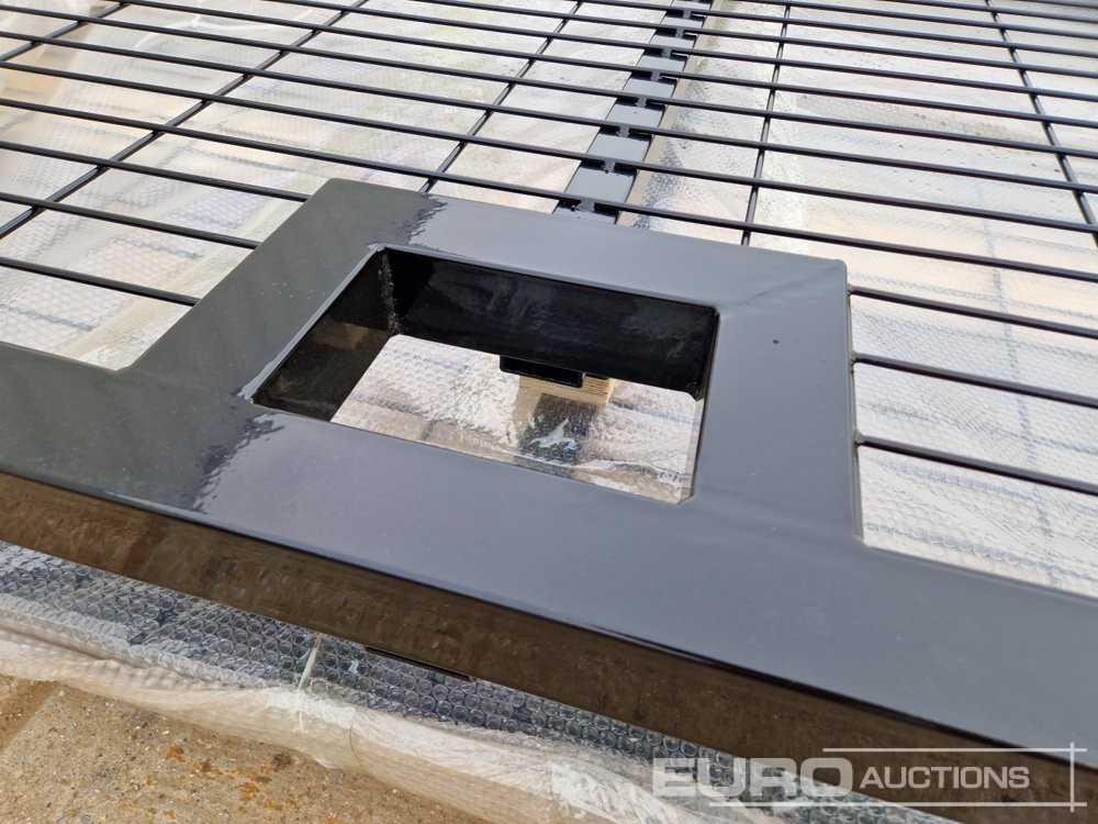 3m x 2.3m Heavy Duty Galvanized Powder Coated Gate (2 of), 100mm x 100mm Post (2 of), Assembly Kit (Black) - Garage & Verkstadsutrustning: bild 5 3m x 2.3m Heavy Duty Galvanized Powder Coated Gate (2 of), 100mm x 100mm Post (2 of), Assembly Kit (Black) - Garage & Verkstadsutrustning: bild 5