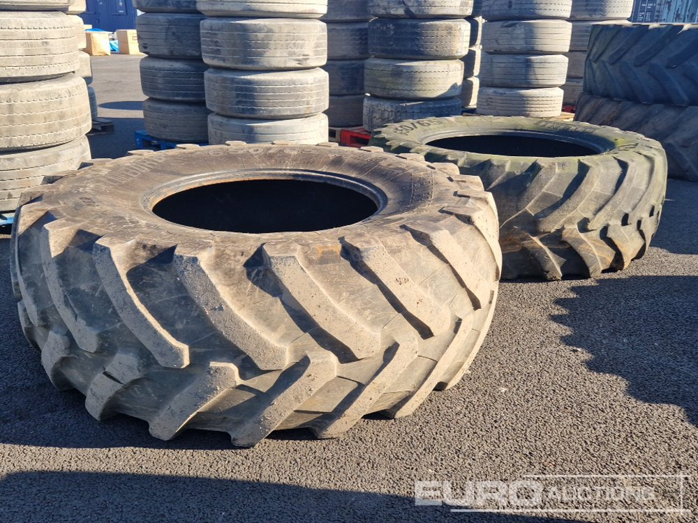650/85R38 Trelleborg & 650/65R42 Pirelli Tyres (2 of) - Däck: bild 1 650/85R38 Trelleborg & 650/65R42 Pirelli Tyres (2 of) - Däck: bild 1